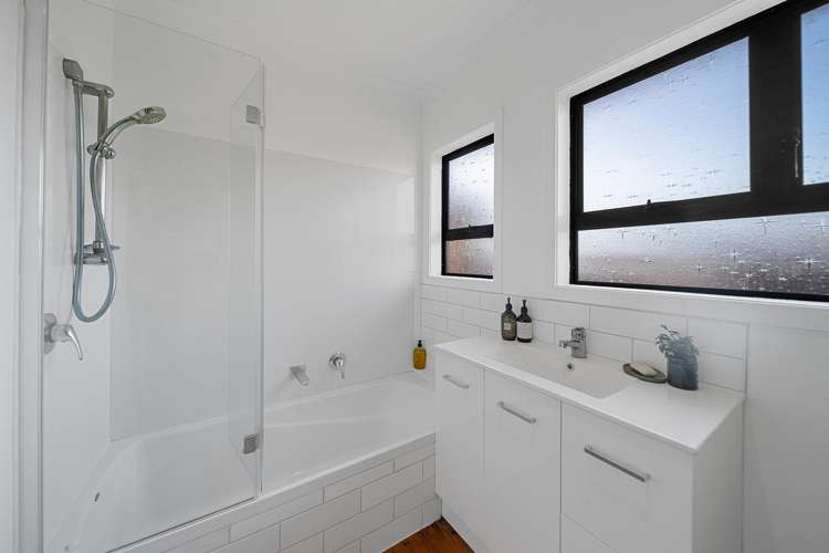 169 Welcome Bay Road Welcome Bay_6