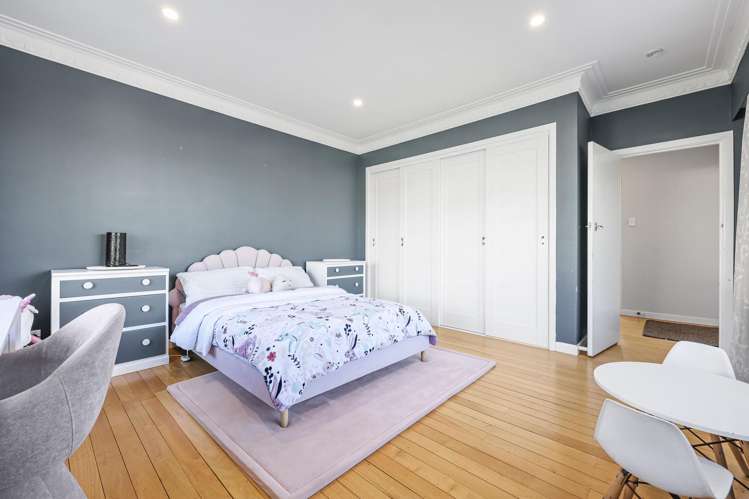 73 Bradbury Road Botany Downs_21