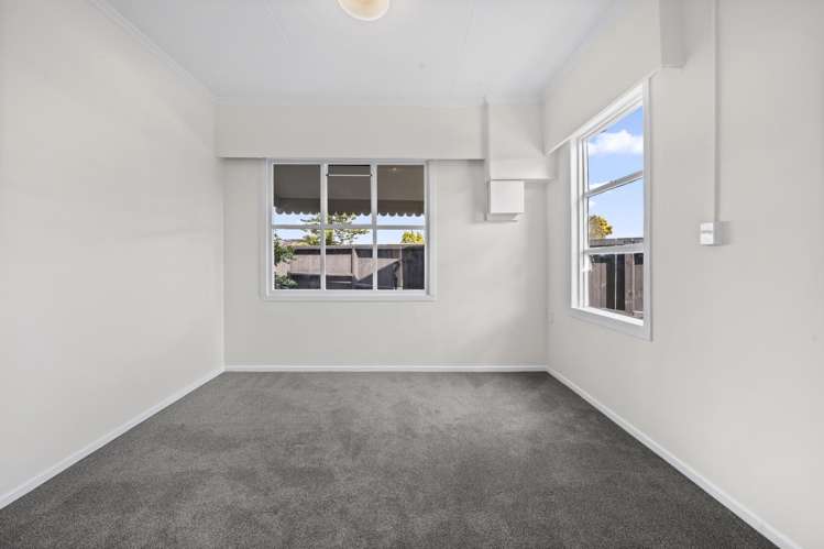 1/1 Favona Road Favona_11