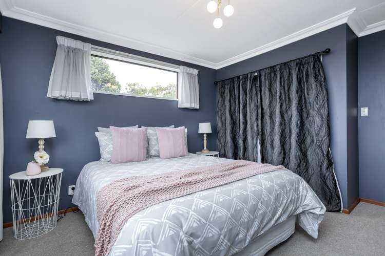 29 Easther Crescent Kew_13