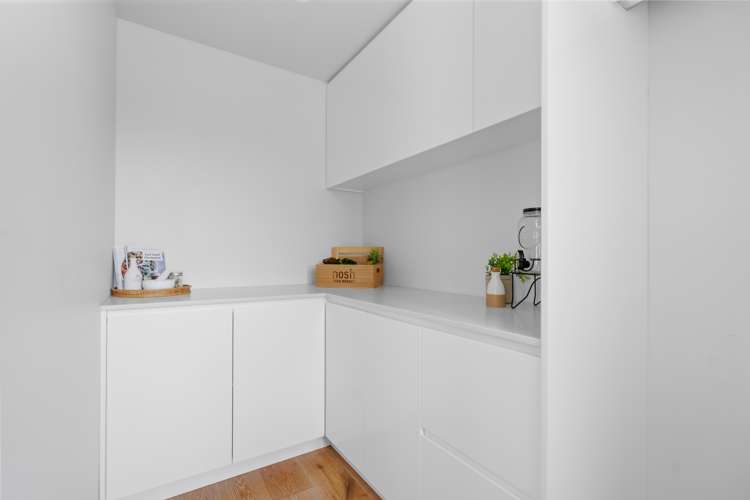 27 Saint Michael Crescent One Tree Point_13