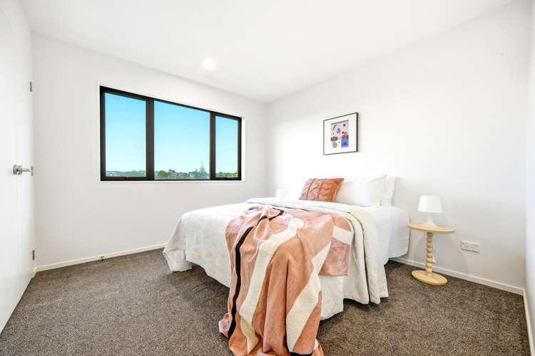 2/14 Karamu Street Te Atatu Peninsula_11