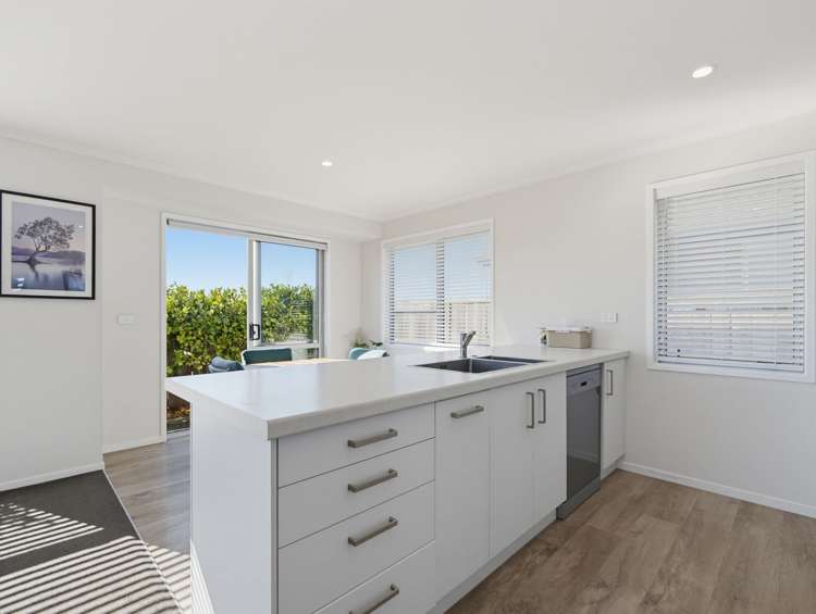 1 Te Wharo Drive Papamoa_3