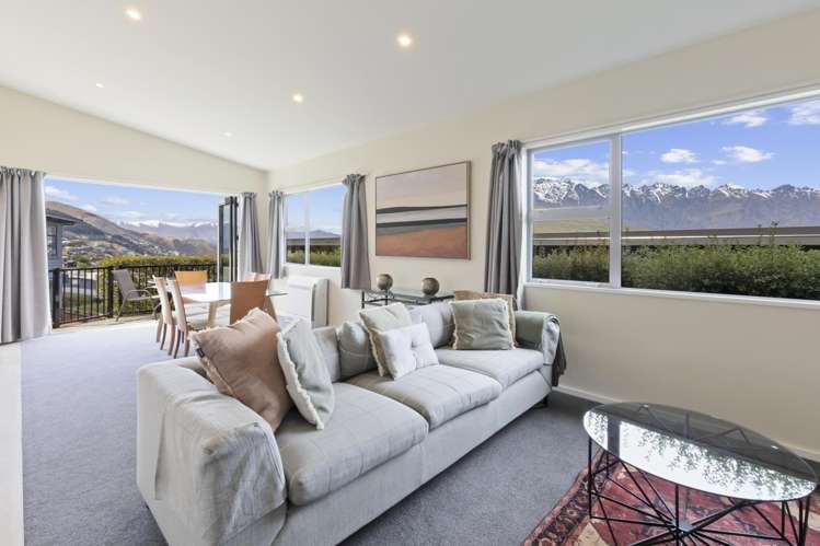 75 Hensman Road Queenstown_22