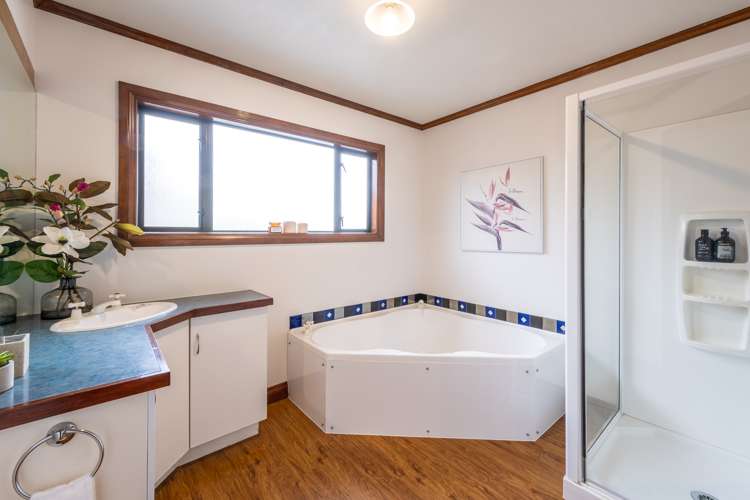 14 Brookfield Place Redwoodtown_17