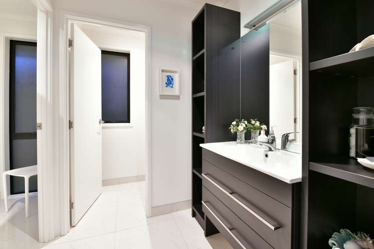 32 Grovenor Drive Orewa_14