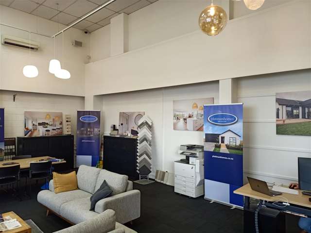 Showroom & offices 593 Te Rapa Road Te Rapa_2