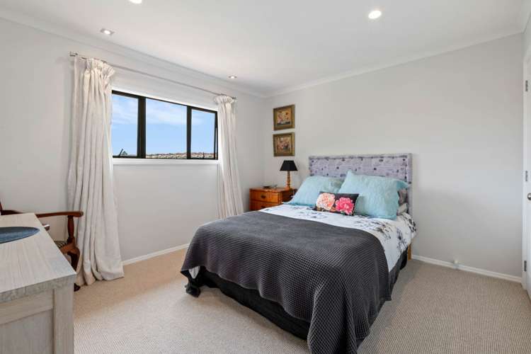 44 Parkwood Crescent Gulf Harbour_13