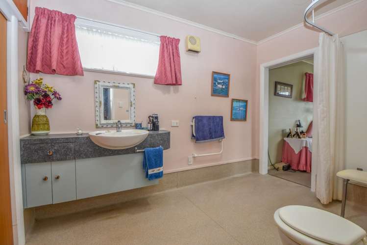 13 Barrett Place Carterton_8