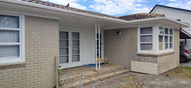 3 Bedroom House For Rent ( Mt Roskill)