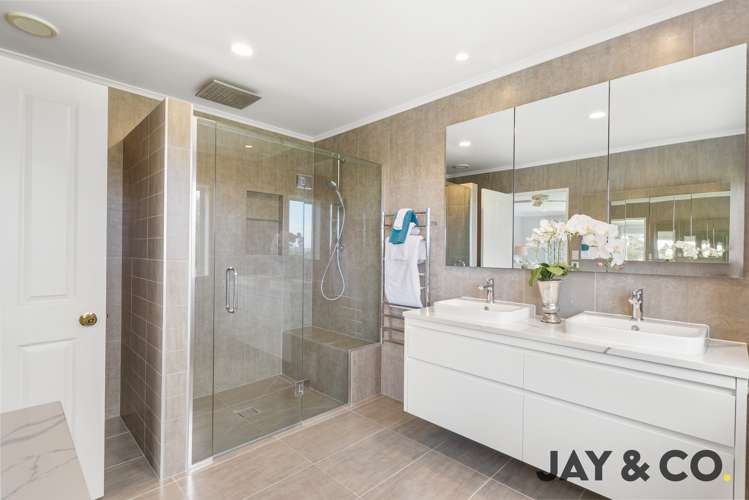 3 Briar Lane Whitford_15