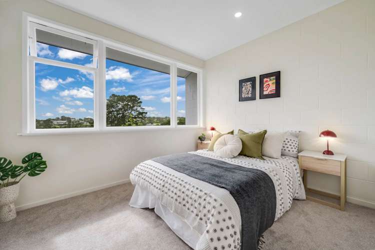 14 Lysander Crescent Beach Haven_10