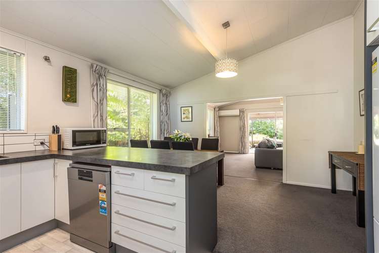 9 Woodstock Place Russley_6