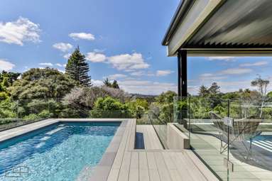 323E Huia Road_3