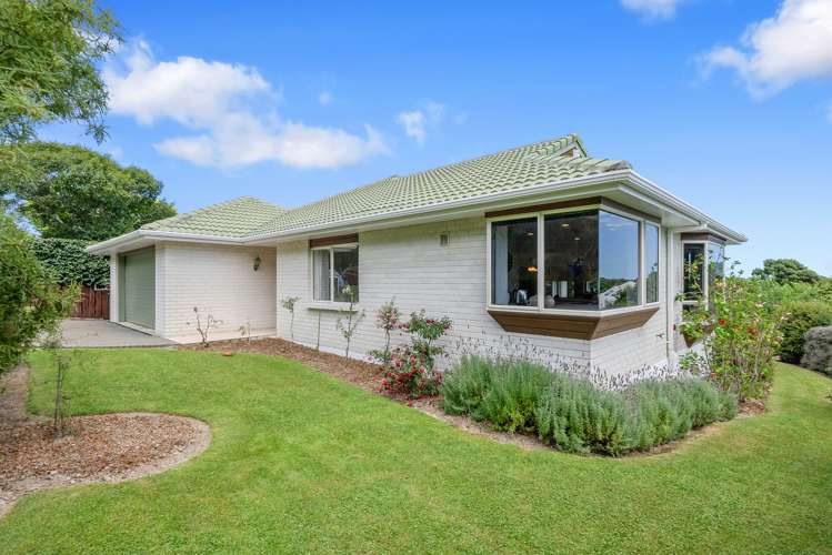 54 Huia Street Waikanae_1