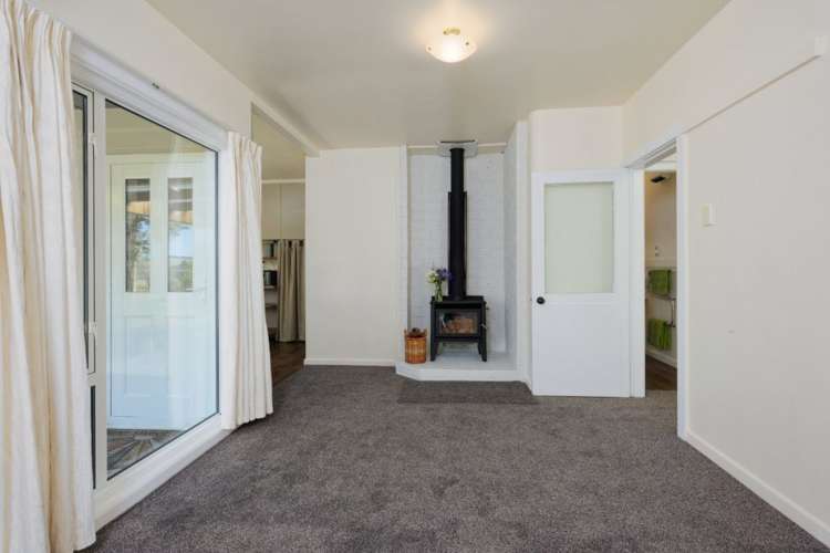 8 Old Main Road Cheviot_9