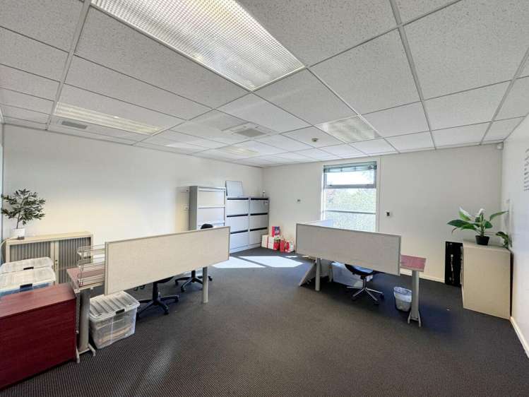 17B Leslie Hills Drive Riccarton_7