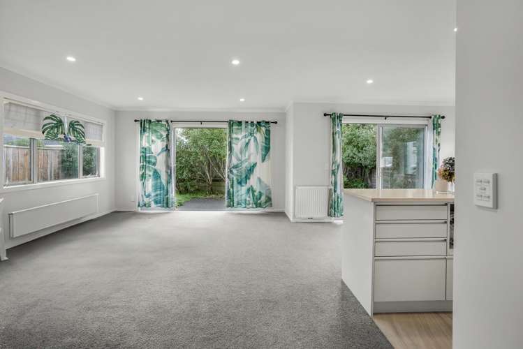 3 Henrietta Maxwell Grove_3