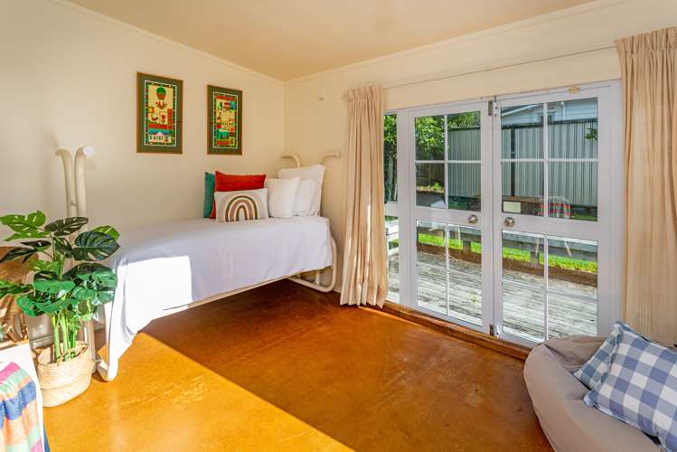 10 Robyn Crescent Hahei_20