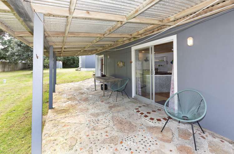 5 Bayly Street Baylys Beach_26