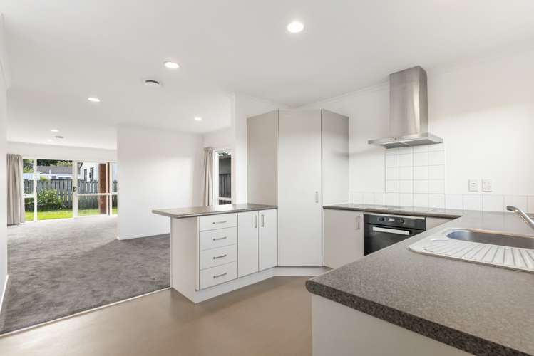 28 Roy Douglas Place Favona_7