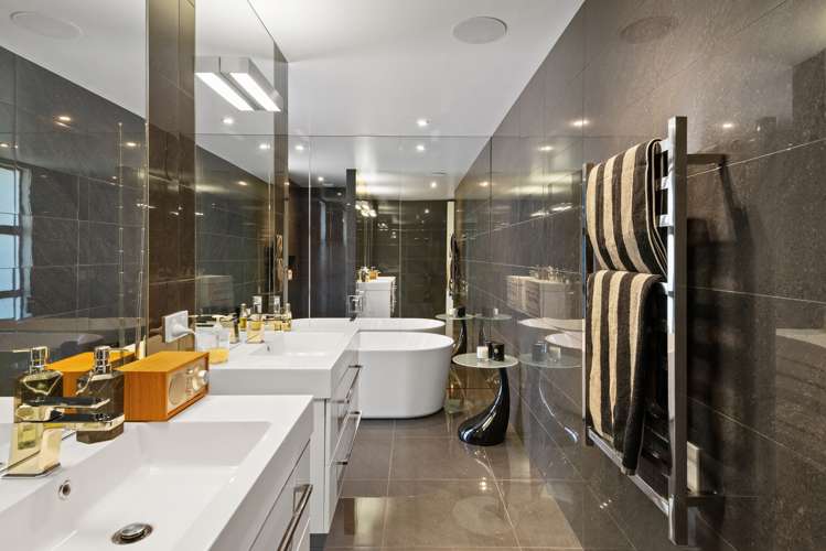 569 Johns Road Harewood_13