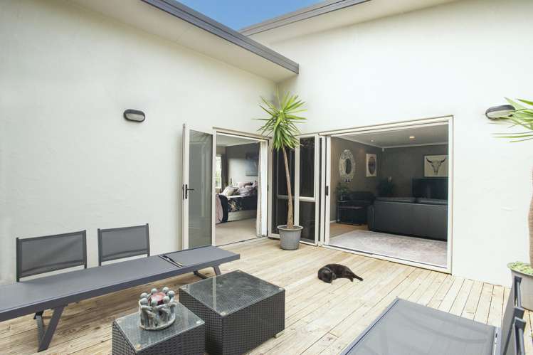 104 Rowesdale Drive Ohauiti_13