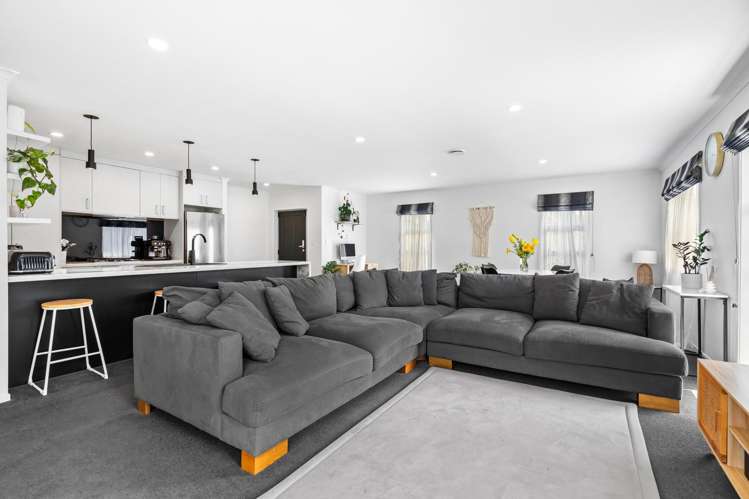 77 Ridgeway Drive Te Kamo_13