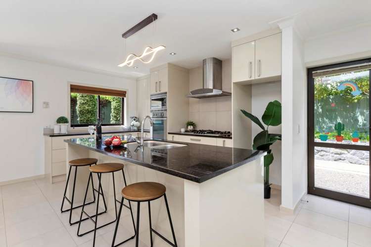 3 Tranquility Rise Mellons Bay_10