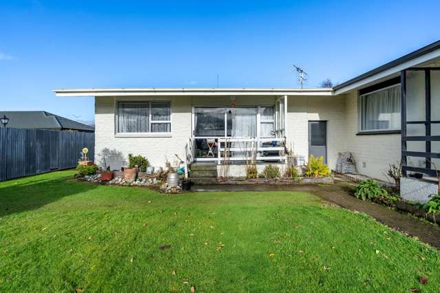 Low Maintenance Living in a Prime Windsor Location
