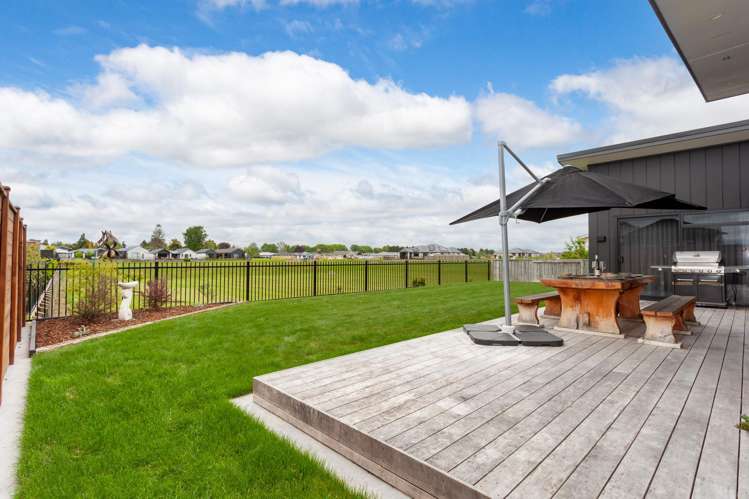 11 Peakedale Drive Matamata_16