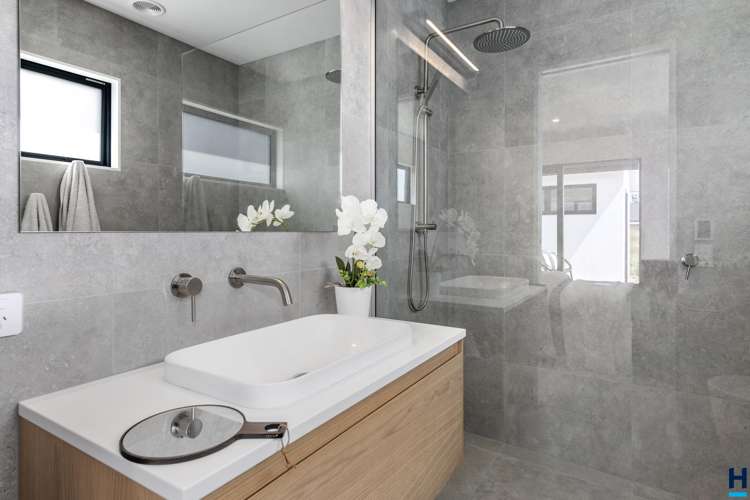 60 Les Wakefield Road Mapua_12