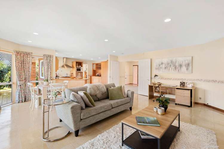 9 Glenross Drive Wattle Downs_12