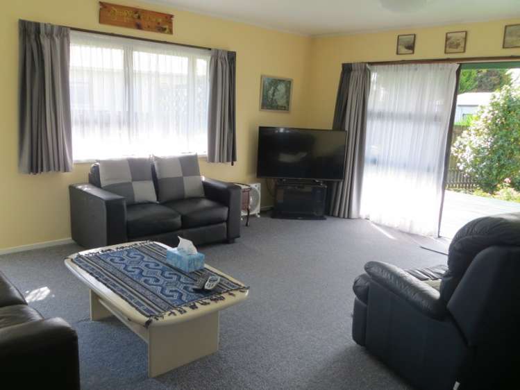 18 Dunlop Crescent Te Aroha_5