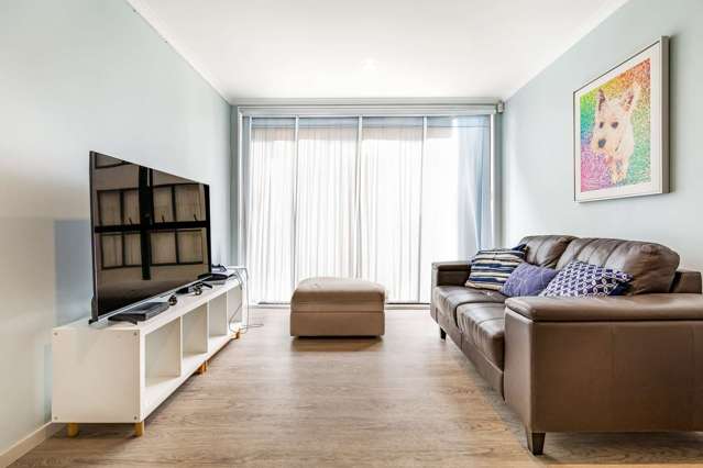 517/176C BROADWAY Newmarket_2