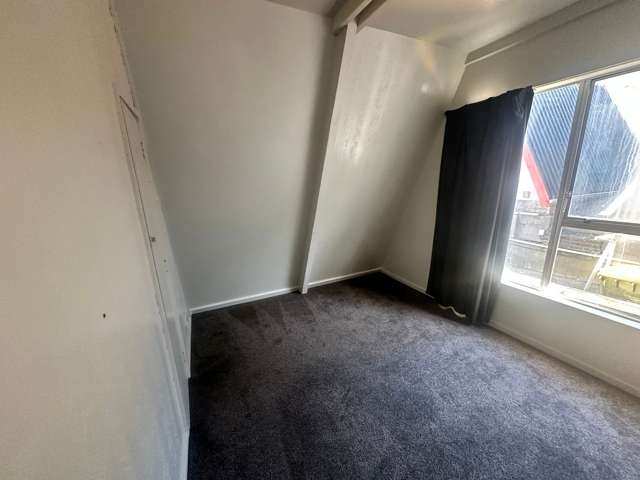 3/2 Dowse Drive Maungaraki_2