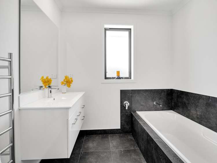 36 Varsity Heights Fitzherbert_32