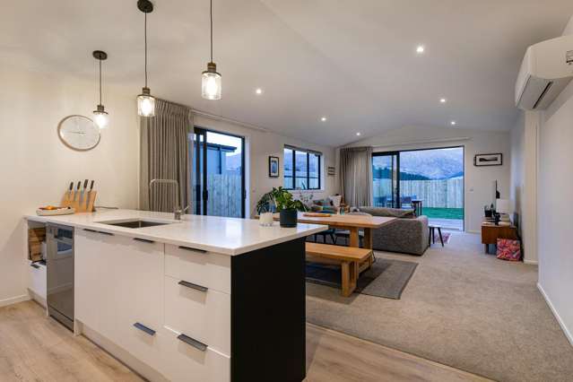 9 Waddell Street Lake Hawea_2