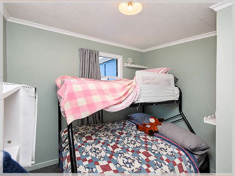 68 Nash Parade Foxton Beach_13