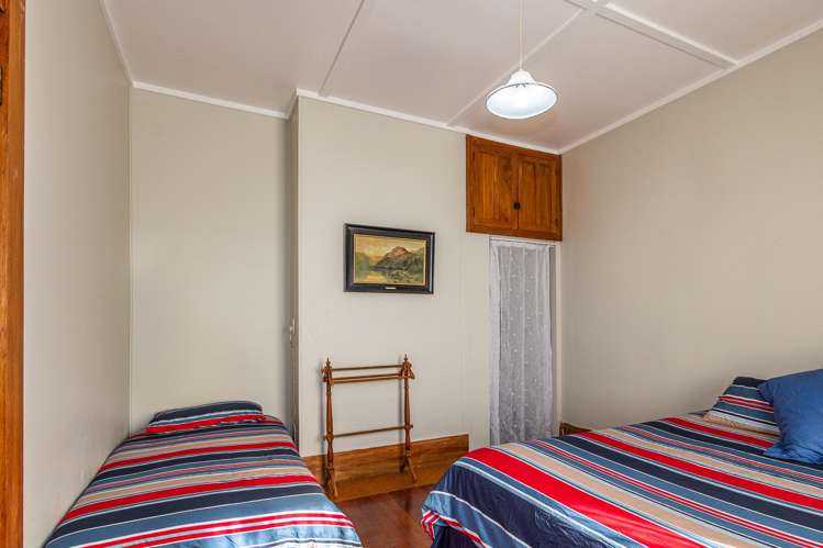 14 Railway Row Ohakune_13