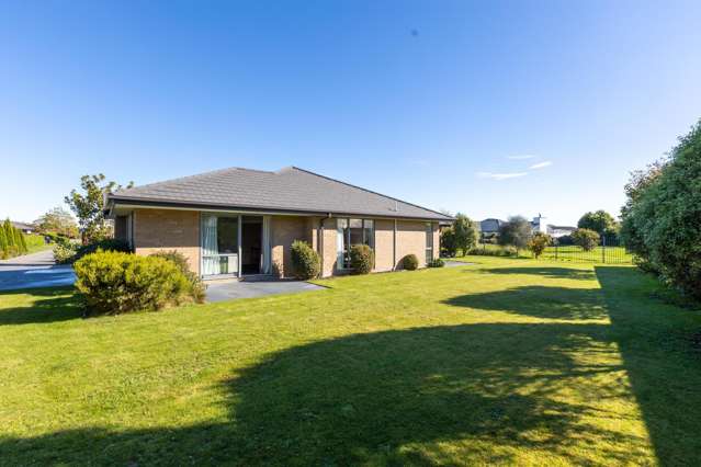 8 Eaton Place Lincoln_4