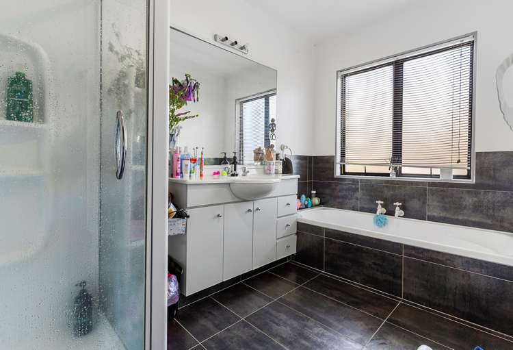 8a View Road Cockle Bay_13