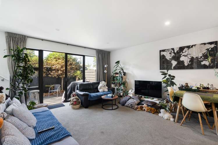 2/139 Stanmore Road_5