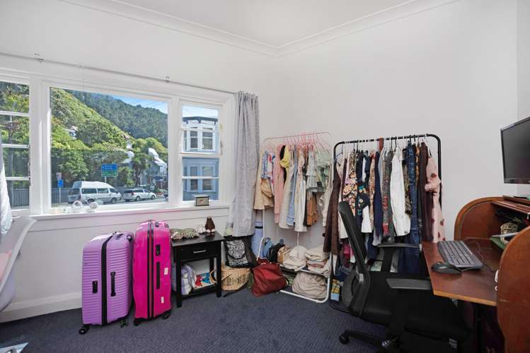 1-4/121 Hill Street Thorndon_3