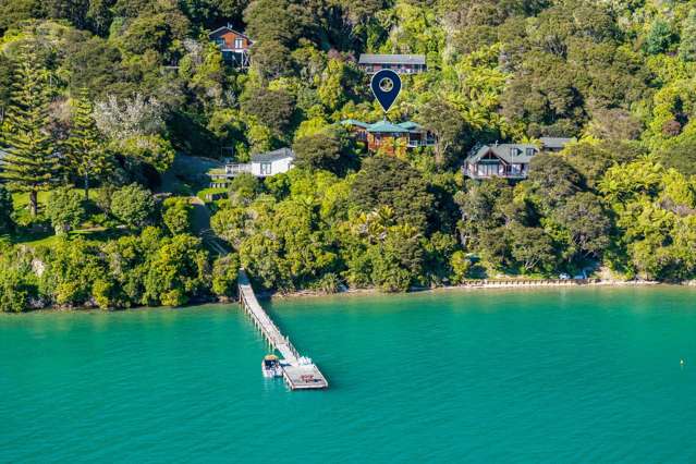 Idyllic Waterfront Living