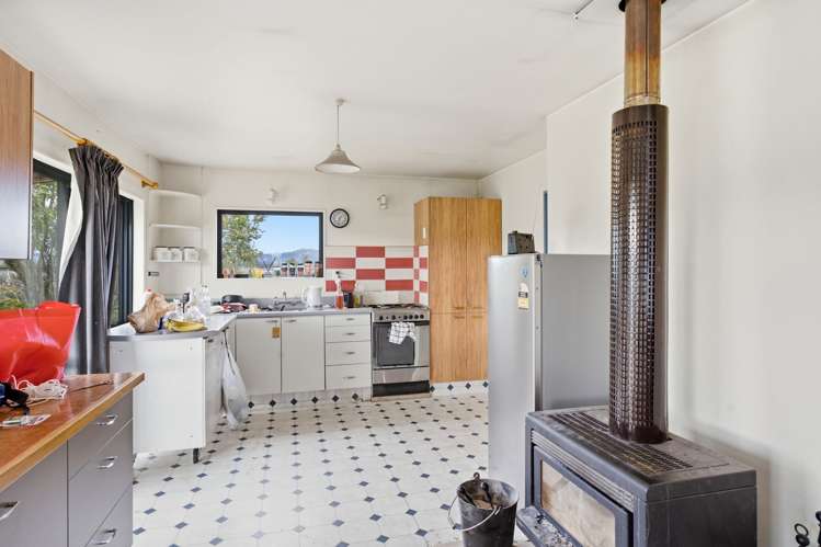 303 Munro Road_5