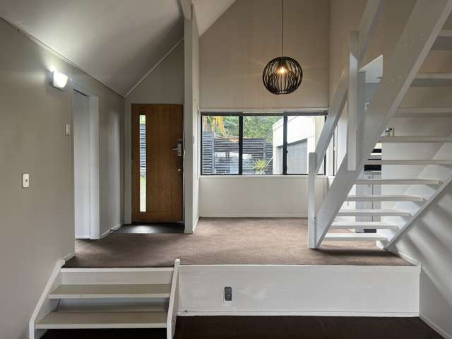 7b Sunset View Road Panmure_1