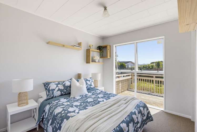 195 Tutere Street Waikanae Beach_10