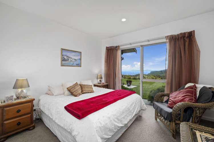 1062B Mapara Road Acacia Bay_16