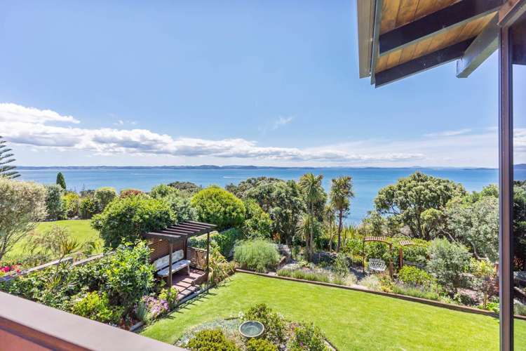 60 Pacific Parade Army Bay_36